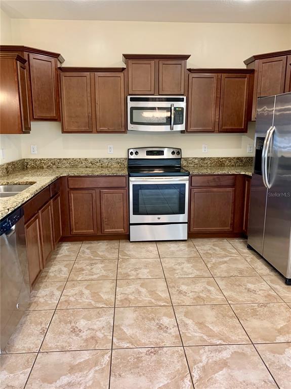 Foto del edificio - 2621 Lantern Hill Ave