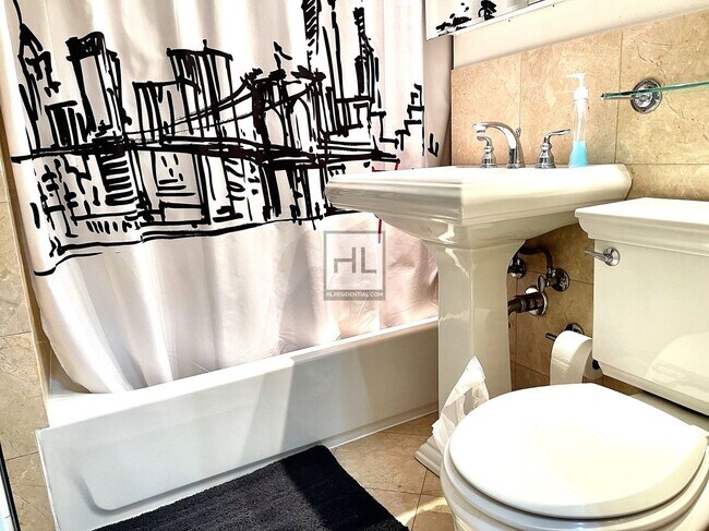 Foto del edificio - 2ND AVE.