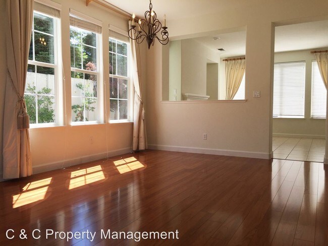 Building Photo - 1286 Mirabeau Ct