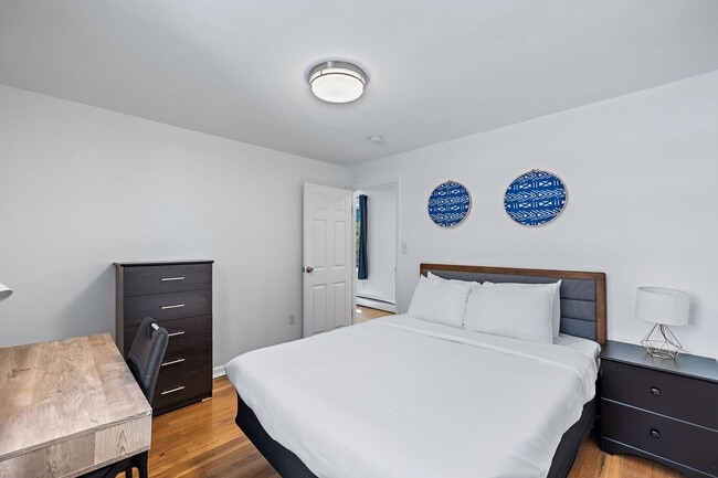 Foto del edificio - Natural light throughout