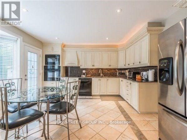 Building Photo - 1588 Truscott Dr