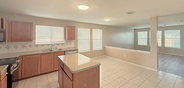 Building Photo - 2237 Midbury Dr