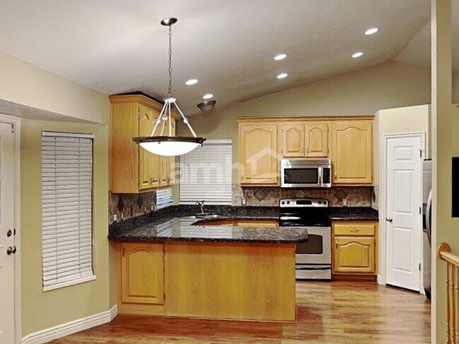 Building Photo - 5233 W Elk Horn Peak Dr