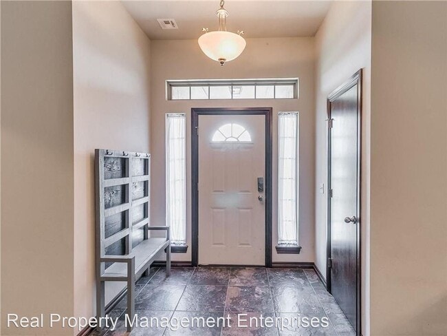 Foto del edificio - 3 br, 2 bath House - 957 Phil’s Way NW