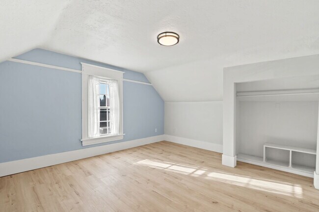 Foto del edificio - 907 Grant St