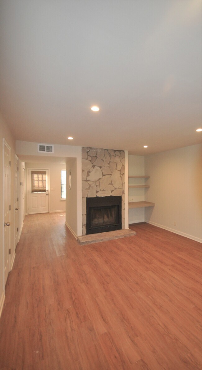 920 Emmett Avenue, Nashville, TN 37206 Townhome Rentals in Nashville