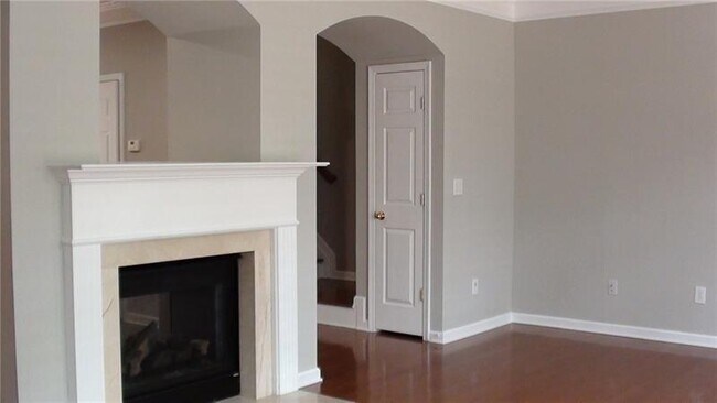 Foto del edificio - 6121 Joybrook Rd