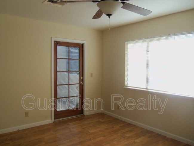 Building Photo - 2639 Jacyra Ave