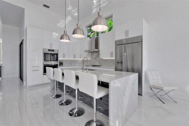 Foto del edificio - 4088 Briarcliff Cir