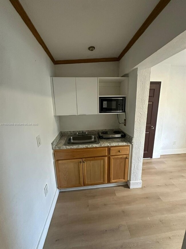 Building Photo - 785 NW 96th St