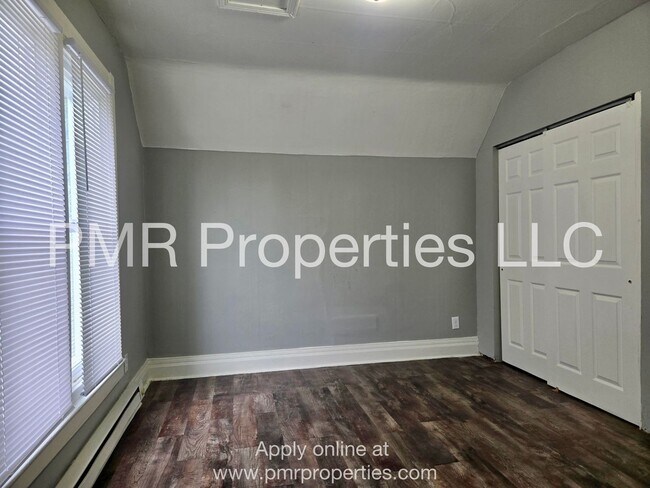 Foto del edificio - 609 S 8th St