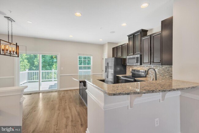 Foto del edificio - 8443 Clear Spring Dr