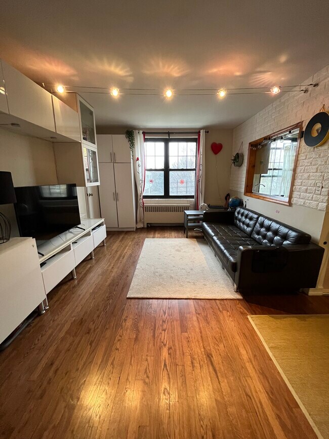 sala de estar - 7035 Park Dr E