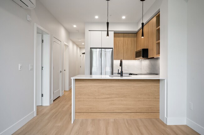 Building Photo - 34395 Gladys Ave