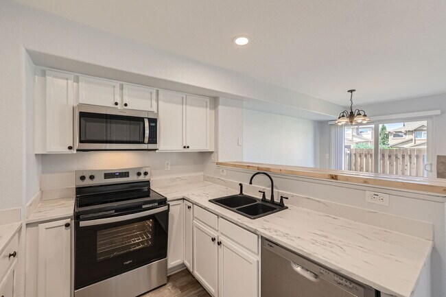 Building Photo - 5937 University Village View