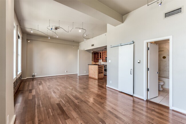 Foto del edificio - 915 Franklin St