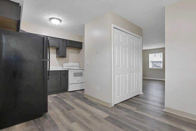 Foto del edificio - 6882 Garden Terrace Rd