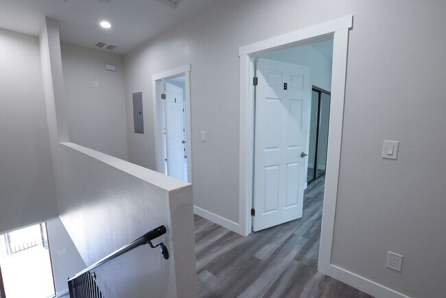 Foto del edificio - 3927 Wisconsin