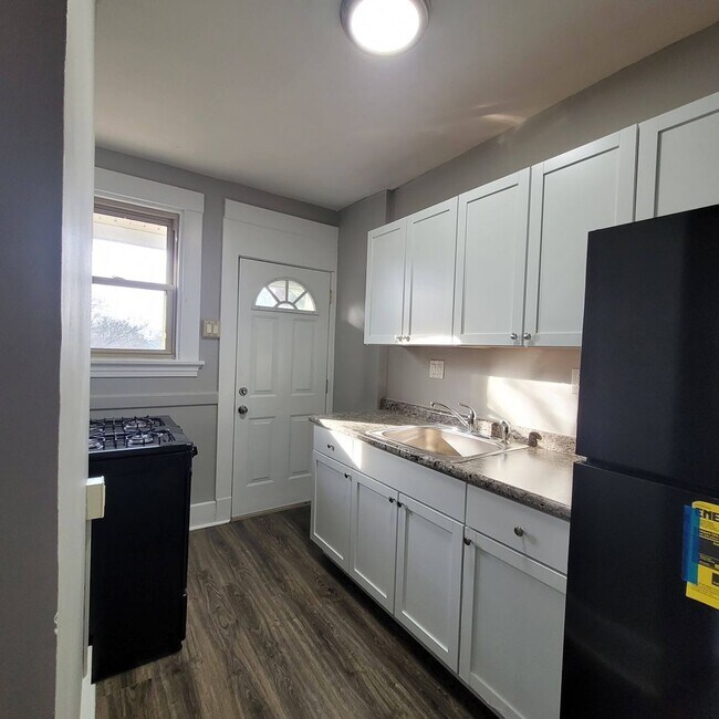 Foto del edificio - 3 Bedroom 1 Bathroom Single Family Home (P...
