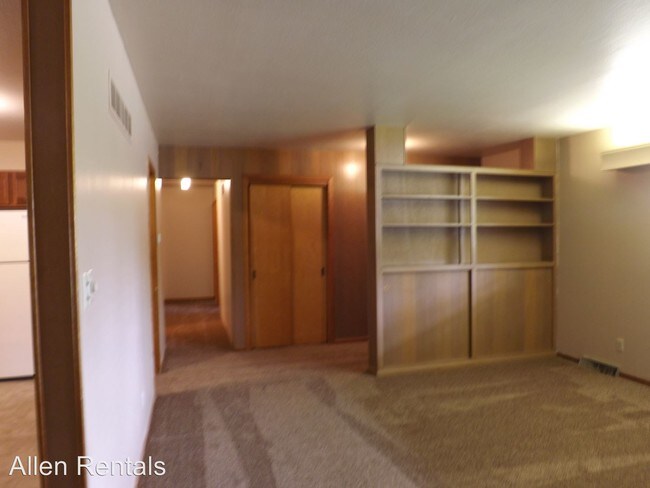Building Photo - 1111 Wharton Manor Rd