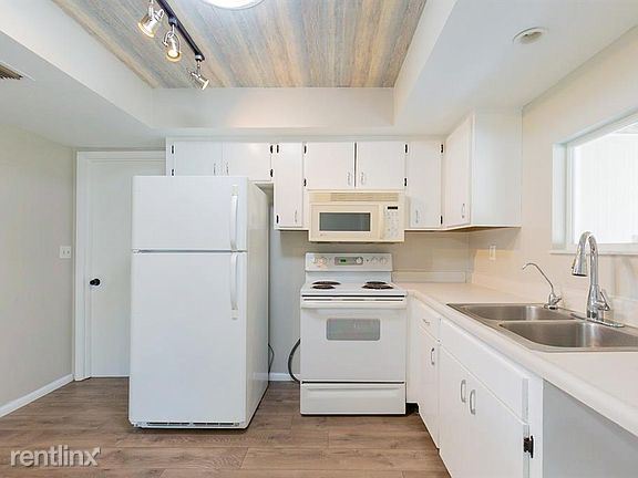 Building Photo - 2 br, 2 bath House - 2804 23rd St W
