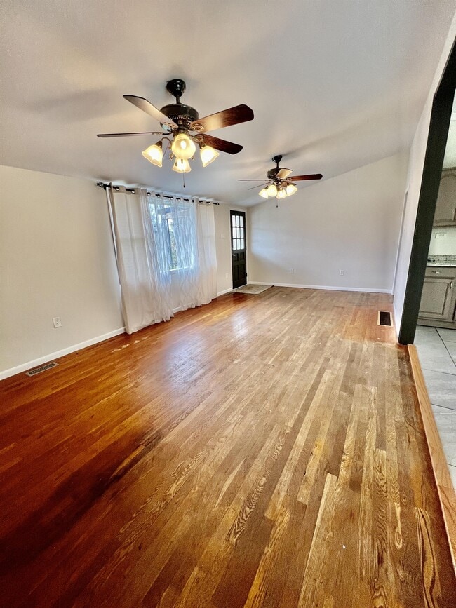 Foto del edificio - 151 Florida Ave