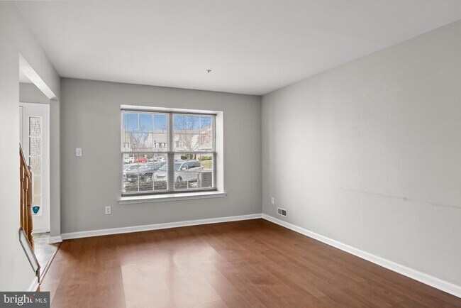 Foto del edificio - 1505 Beacon Hill Dr