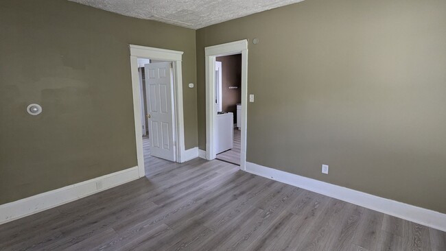 Foto del edificio - 636-638 Fern St