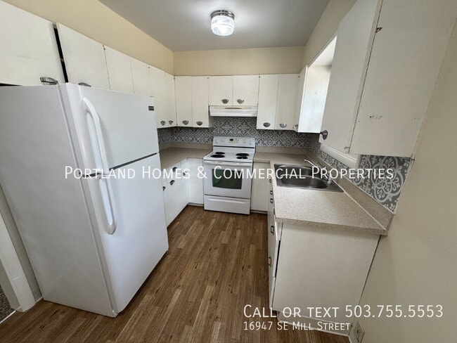 Foto del edificio - 16947 SE Mill St