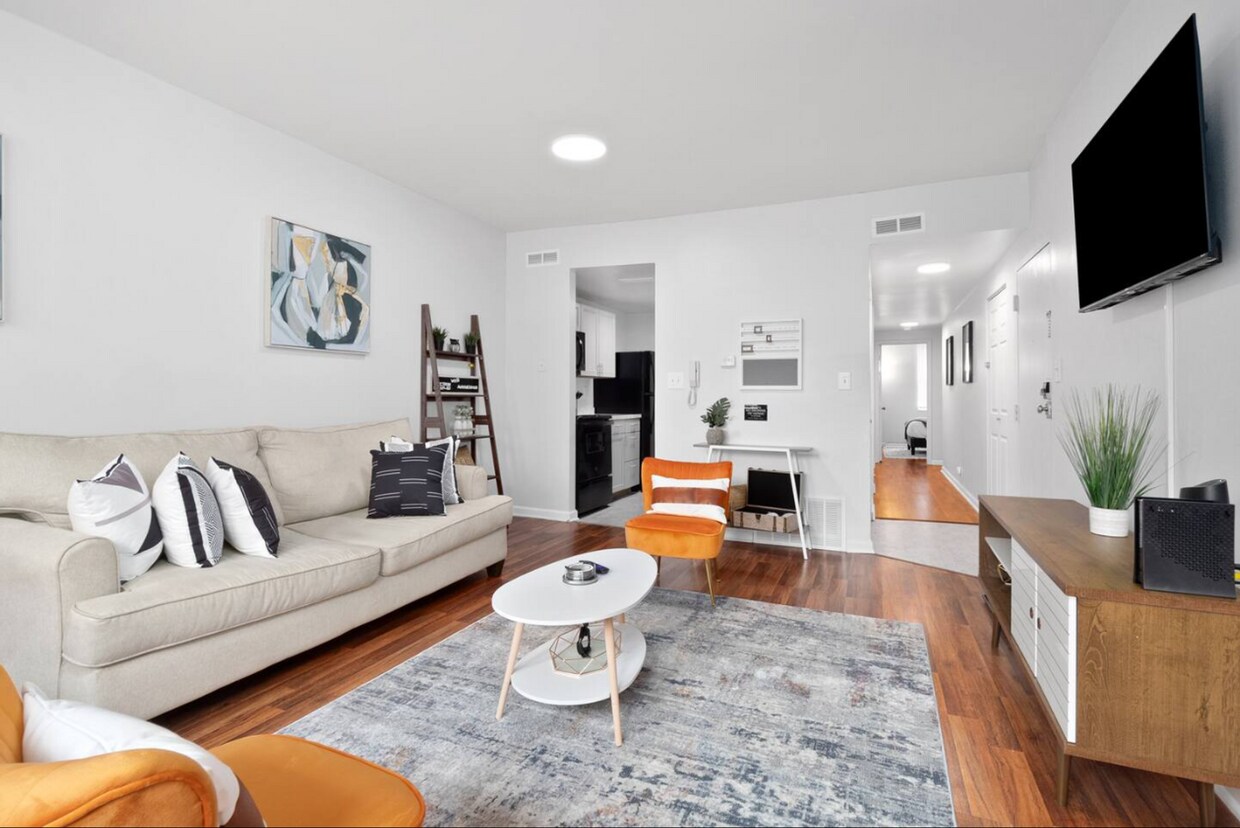 Foto principal - Pershing Properties