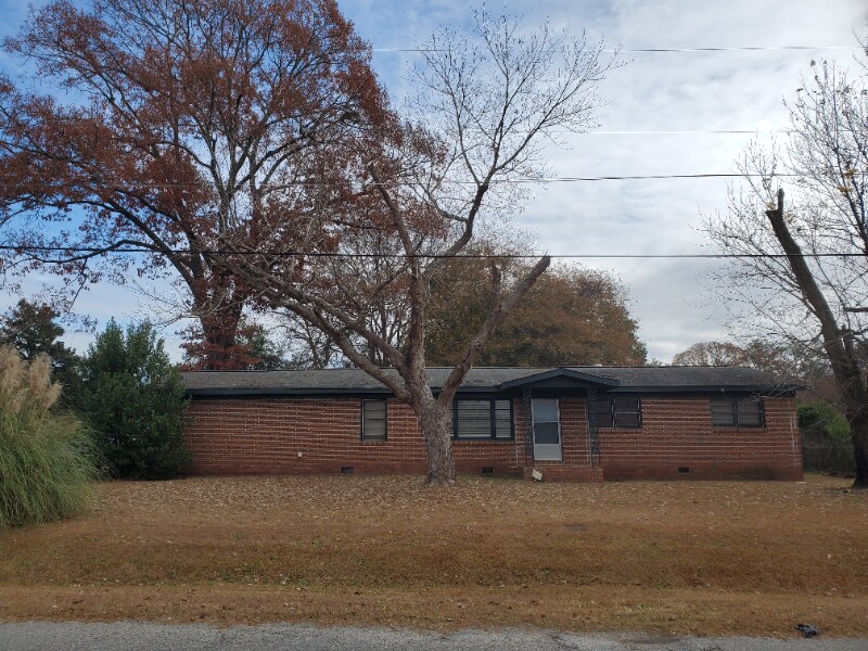Primary Photo - 100 Juniper Rd