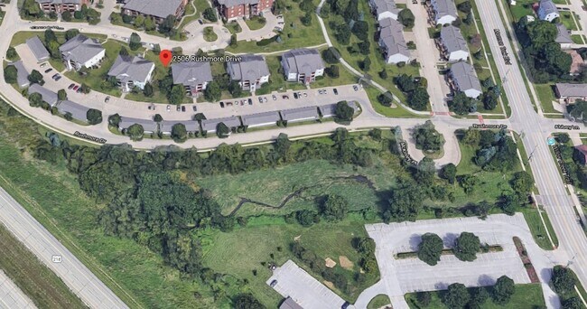 Building Photo - $1,195 | 2 Bedroom, 1 Bathroom Condo - 1st Floor [No Patio] | No Pets | Available for August 1st,...