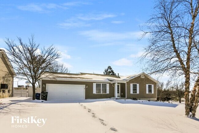 Building Photo - 1701 Fairview Farms Cir