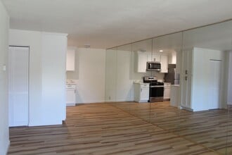 Building Photo - 38500 Paseo Padre Pkwy