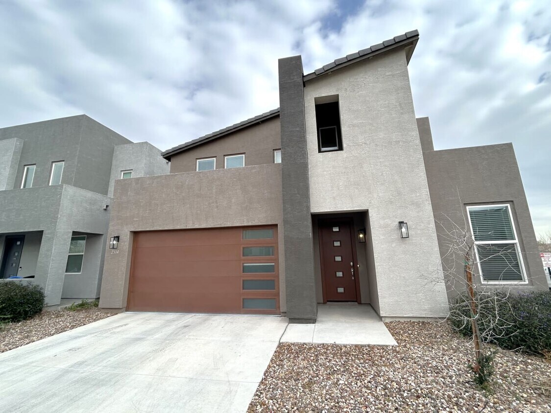 Foto principal - 2314 W Pollack St