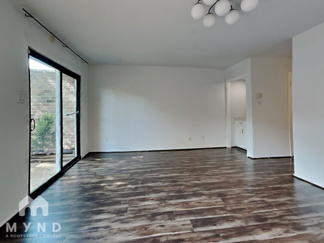 Building Photo - 5810 Langfield Rd