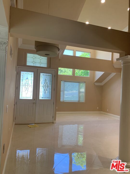 Foto del edificio - 18162 Sweet Elm Dr