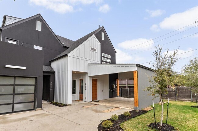 Foto del edificio - 1402 Summit St