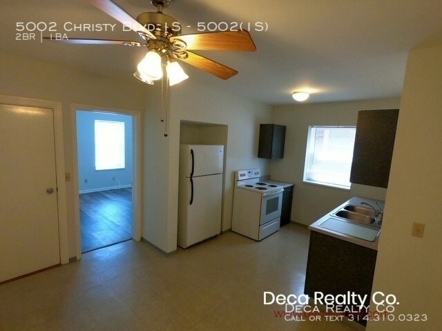Building Photo - 2  Bedroom Apartment in Bevo Mill