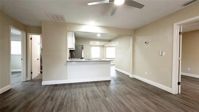Foto del edificio - 229 45th Ave S