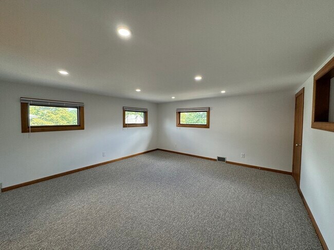 Building Photo - 280 Tremont St