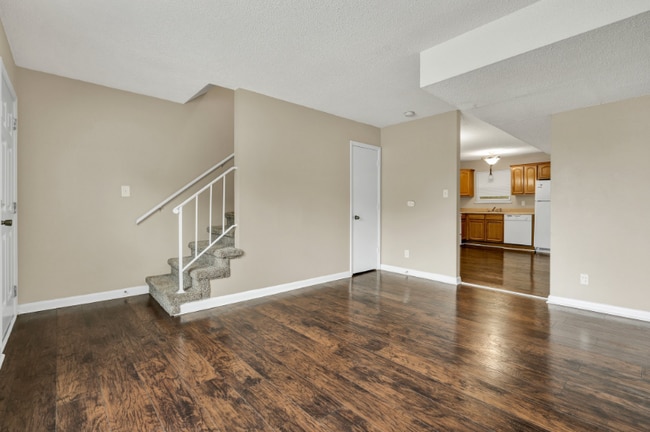 Foto del edificio - 1312 Ely Rd