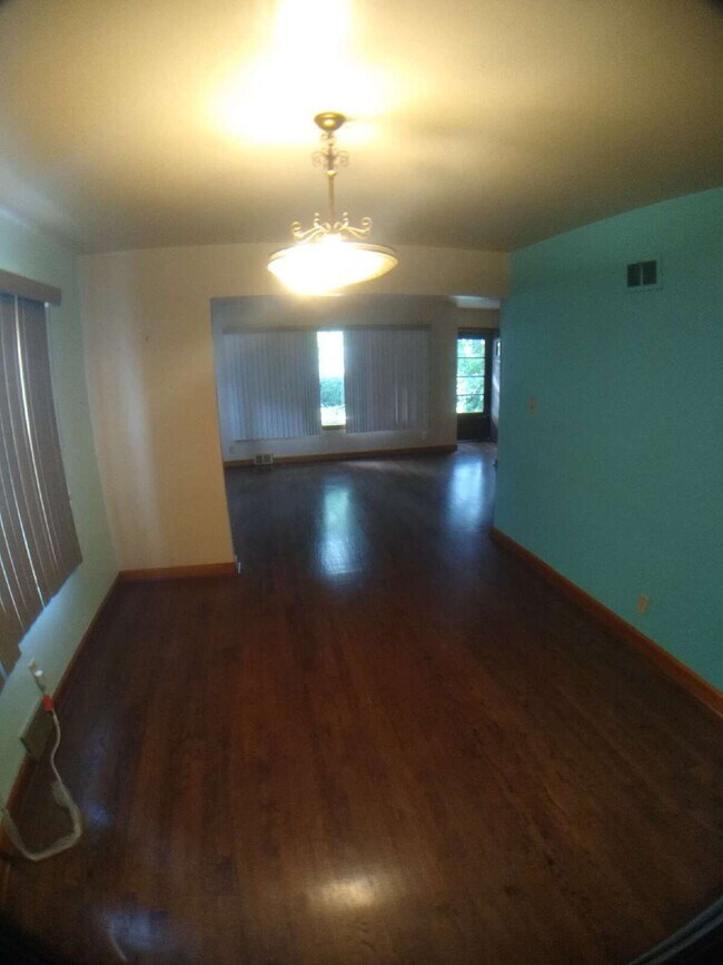 Foto del edificio - 326 N 68th St