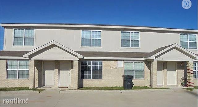 Primary Photo - 2 br, 1.5 bath Townhome - 2803 Kerrville Ct C