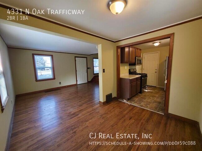 Building Photo - 4331 N Oak Trafficway