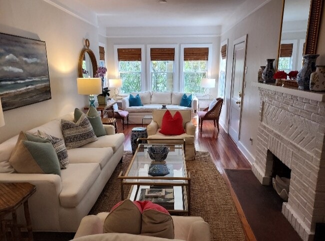 Building Photo - 248 Park Ave