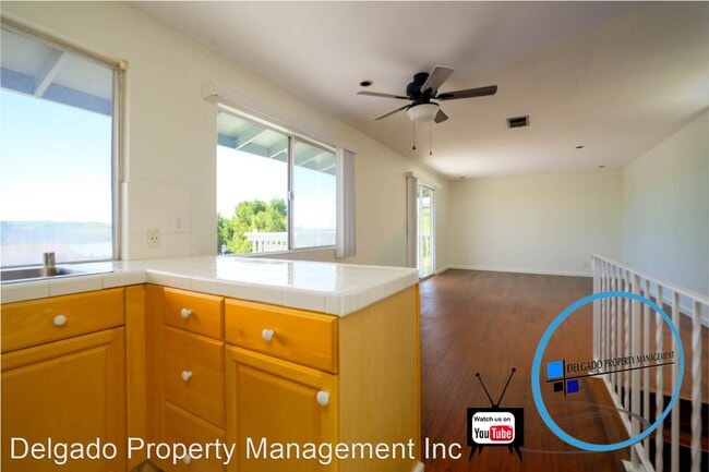 Building Photo - 2 br, 1 bath House - 131 Sunset Circle No. 60