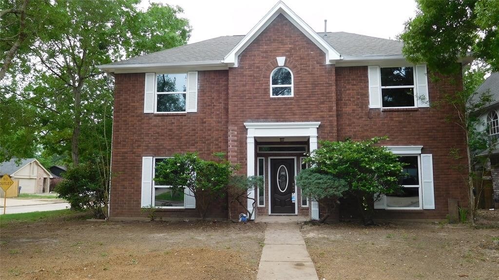 Foto principal - 5303 Pine Cliff Dr