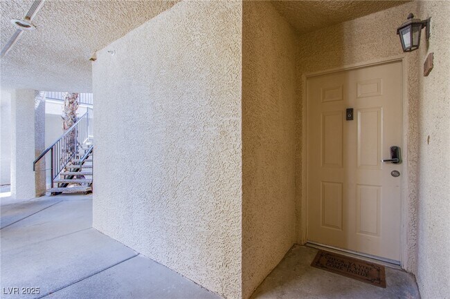 Building Photo - 7185 S Durango Dr
