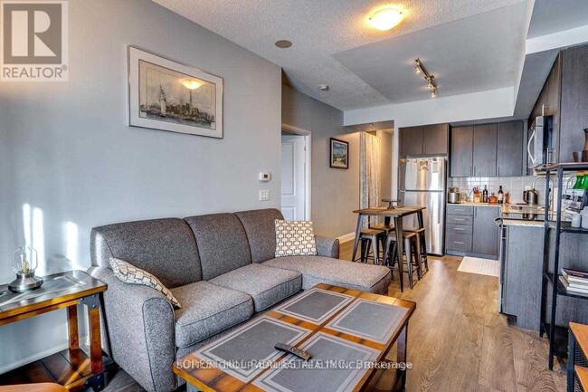 Photo du bâtiment - 7900 Bathurst St